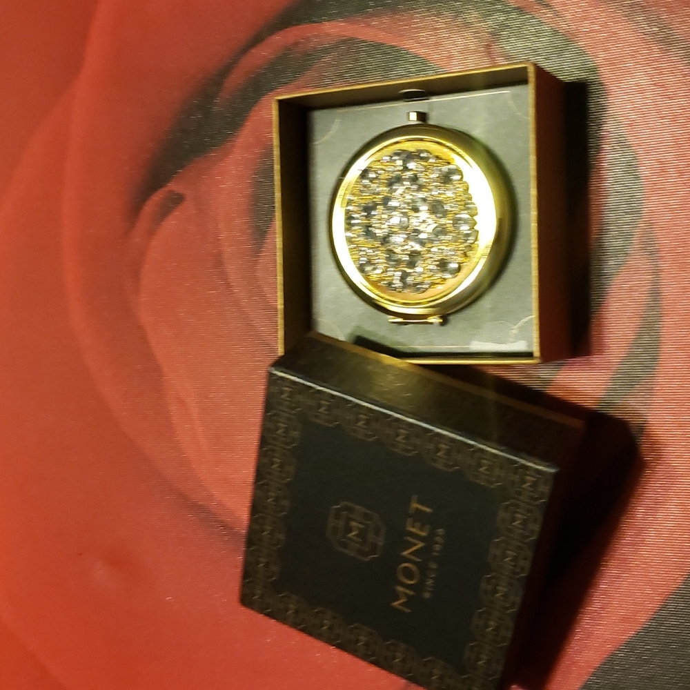 Monet Compact - Picture 4 of 4